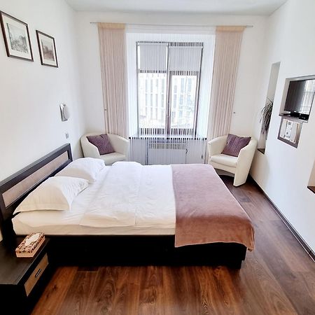 Apartment Mitskevycha Square 5 Lvov Exteriér fotografie